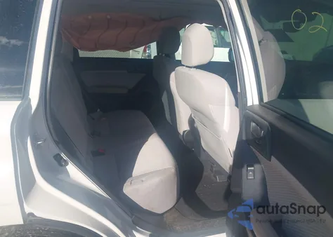 2018 Subaru Forester 2.5I Premium z USA, uszkodzony, nr VIN JF2SJAGC3JH520872